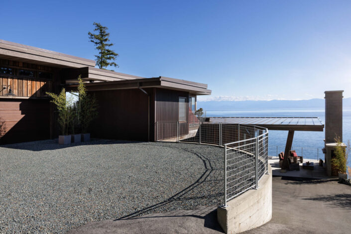 A photograph of the Lighthouse home built by Surfside Construction.