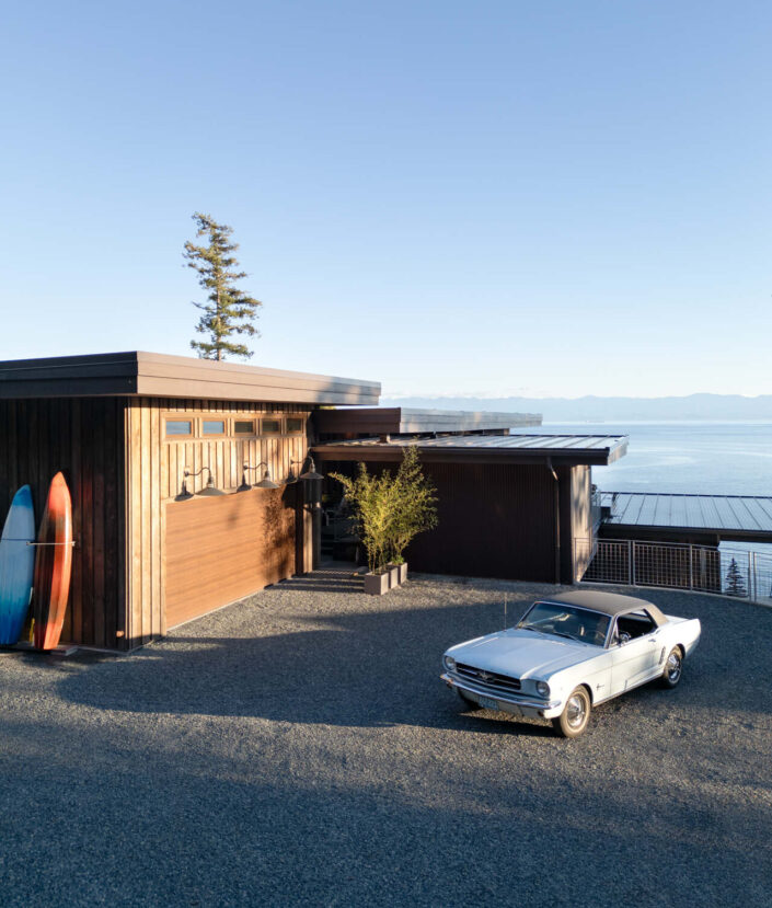 A photograph of the Lighthouse home built by Surfside Construction.